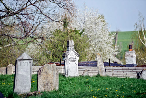 Schon wegen des jüdischen Friedhofs lohnt sich ein Besuch in Osoblaha.