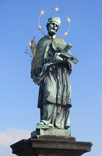 Nepomuk-Statue auf der Karlsbrücke